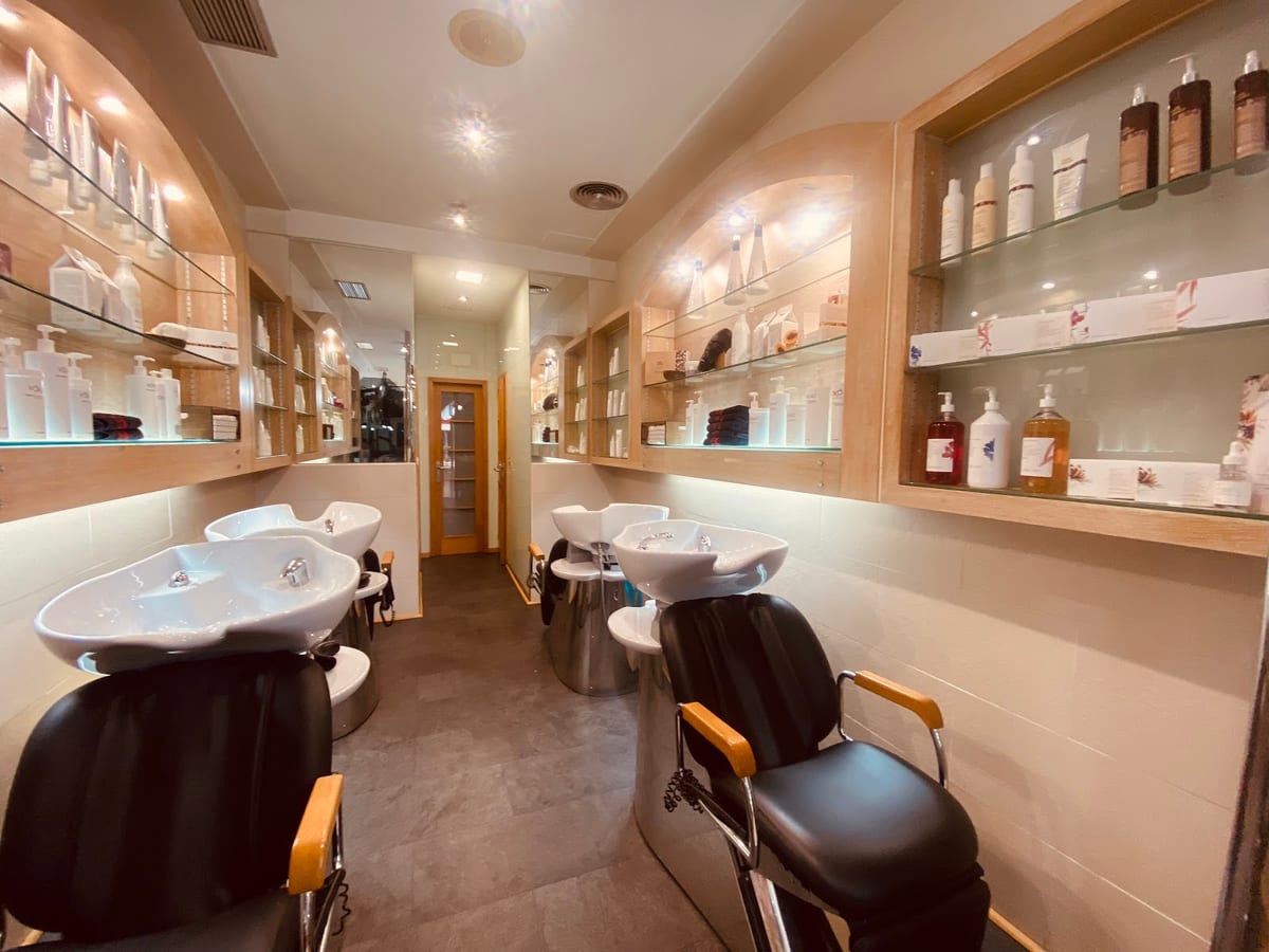 AVENUE HAIR SALON | Peluquerías en Bilbao — foto 3