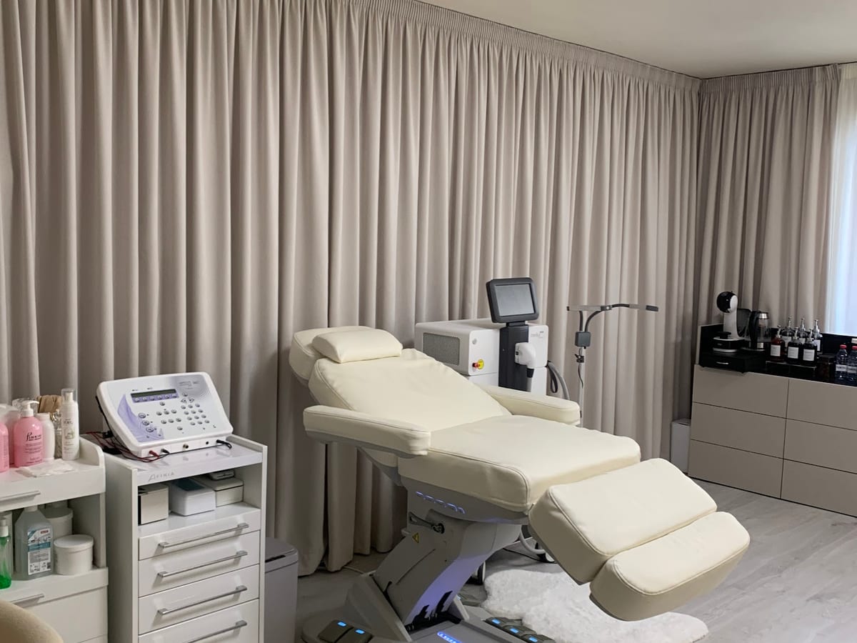 BRAZILIAN WAXING SUGARING DEPILACIÓN LÁSER DIODO ELECTRÓLISIS VALENCIA — belleza & estética en Valencia