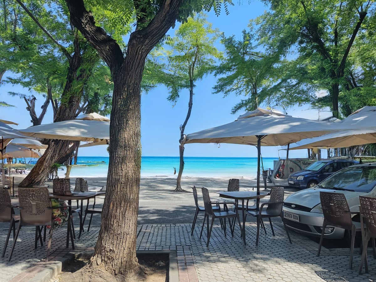 Café Tarifa Miraflores — entretenimiento en Sevilla