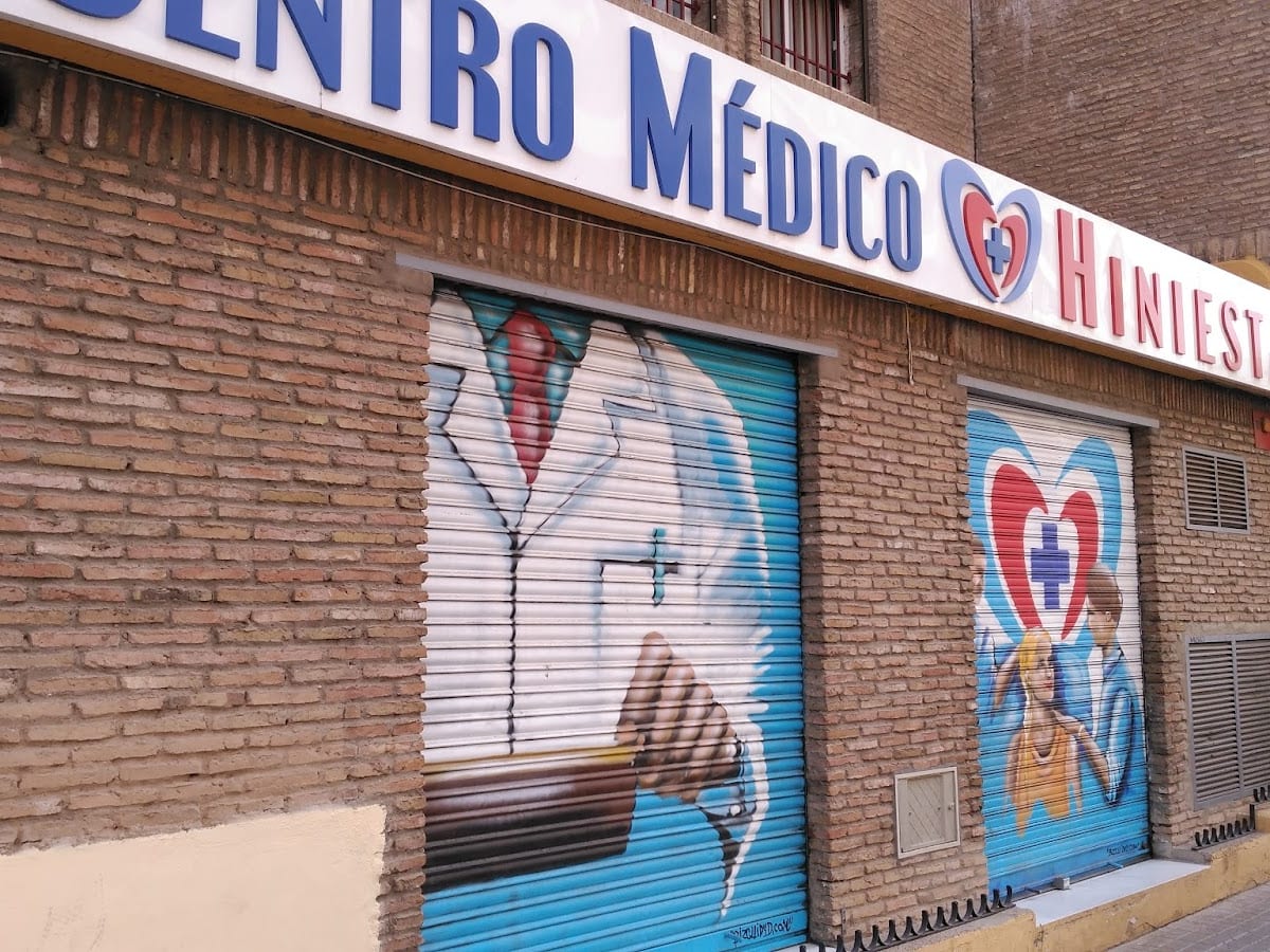 Centro Médico Hiniesta — salud & medicina en Sevilla