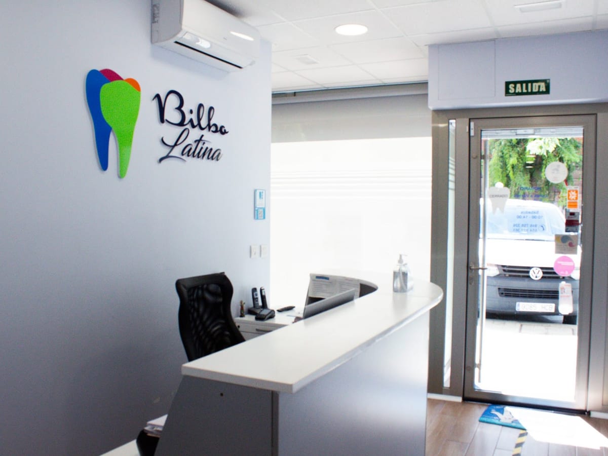 Clínica Dental Bilbo Latina — salud & medicina en Bilbao
