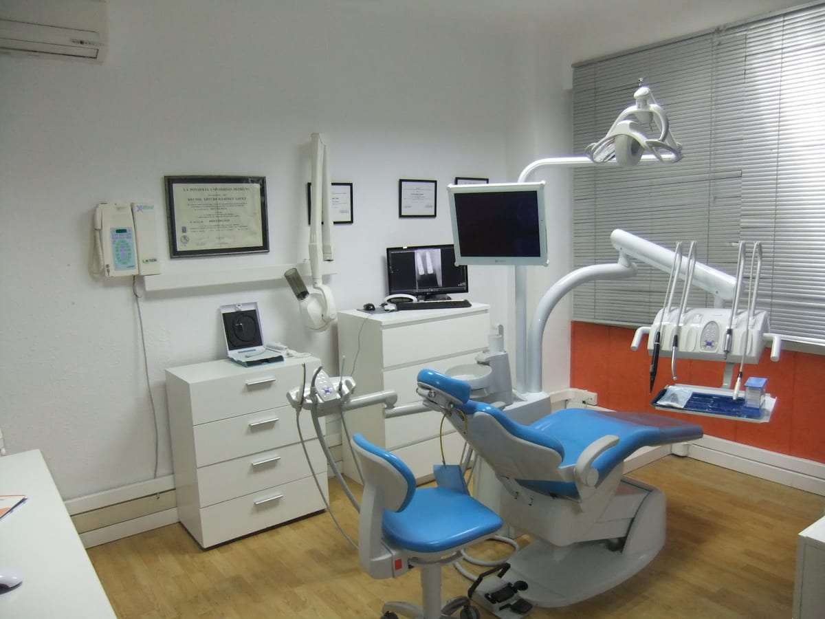 CLINICA DENTAL DENTILATINO — foto 2