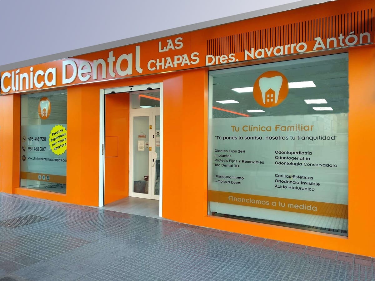 Clínica dental Las Chapas - Dentistas en Málaga — foto 2