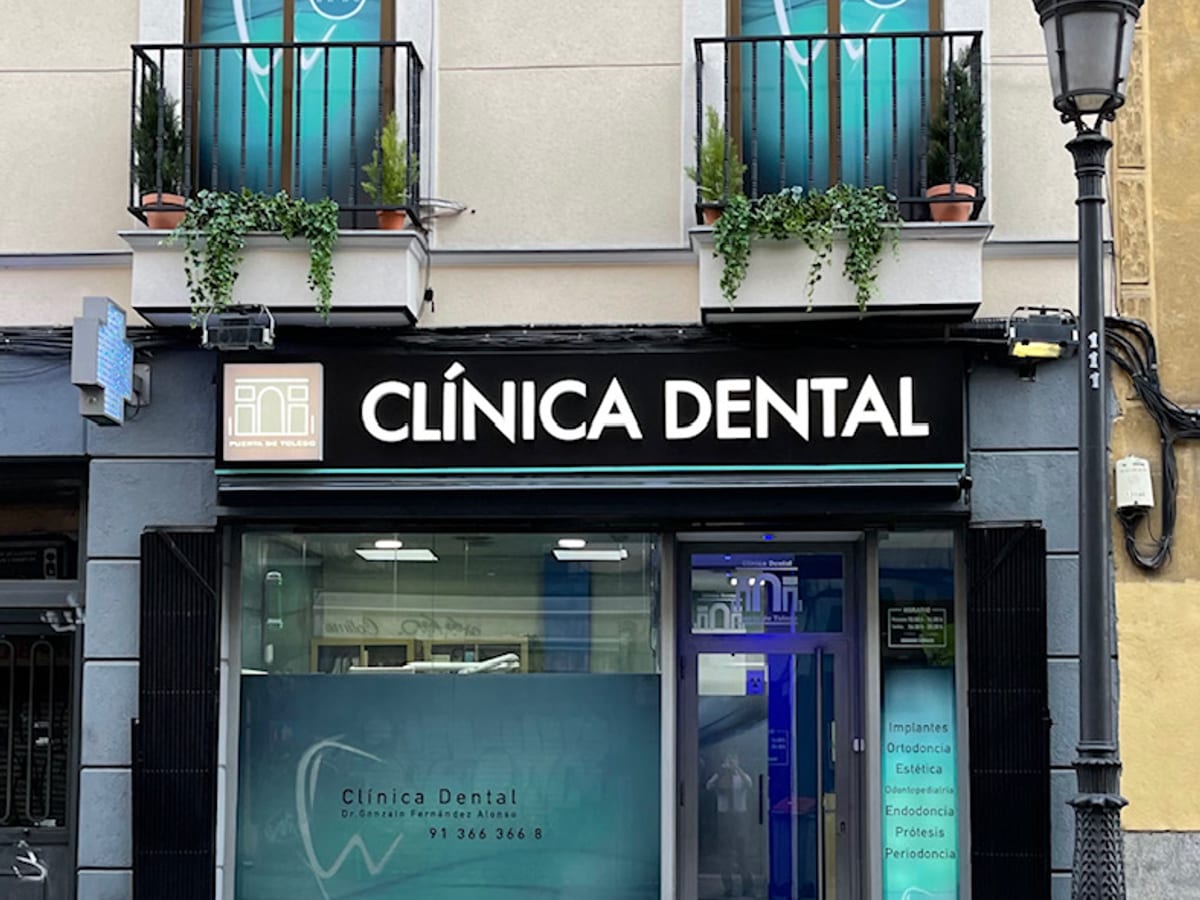 Clínica dental Puerta de Toledo — salud & medicina en Madrid