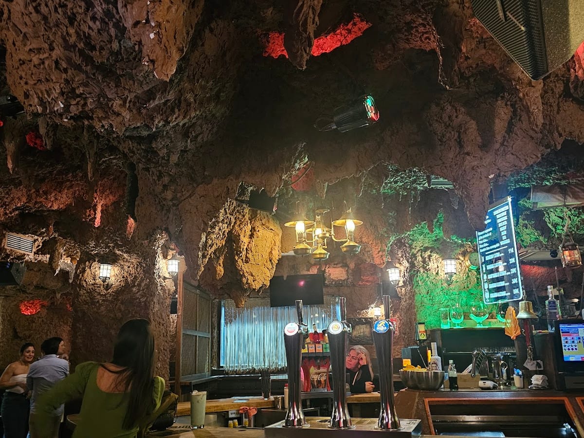 El Chapandaz — entretenimiento en Madrid