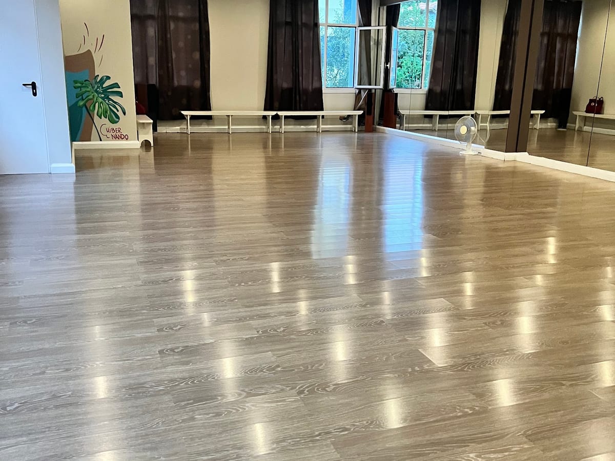 Escuela de baile BIZKAISALSA - Clases de salsa en Bilbao, Zouk, Bachata... — foto 3