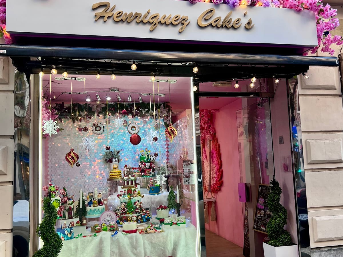 Henríquez Cake´s Pastelería — tiendas latinas en Bilbao