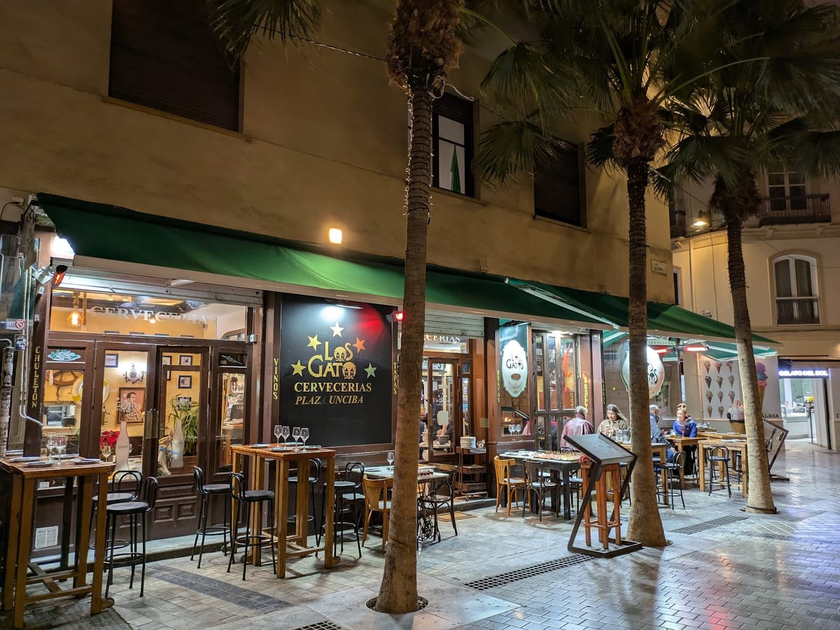 Los Gatos — entretenimiento en Málaga