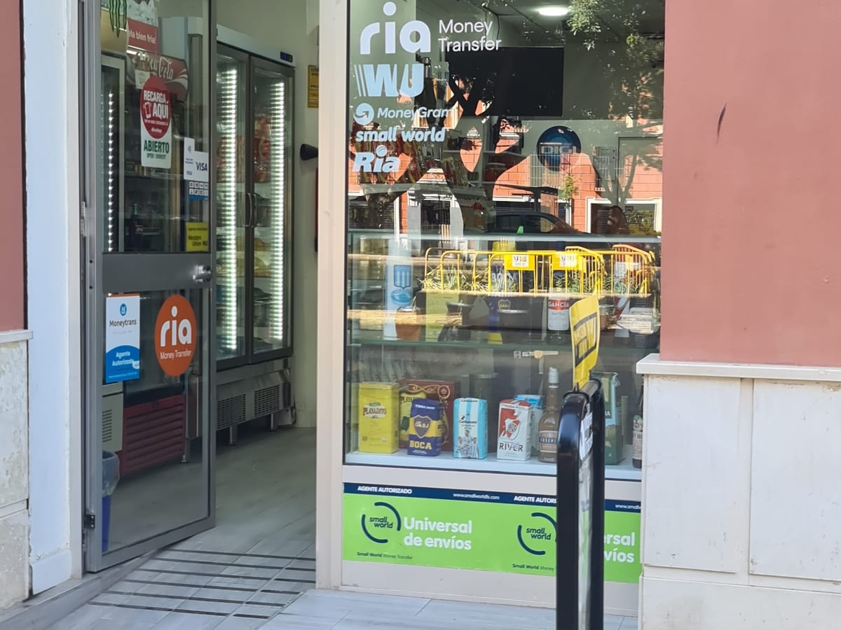 Manabi — envíos & finanzas en Málaga