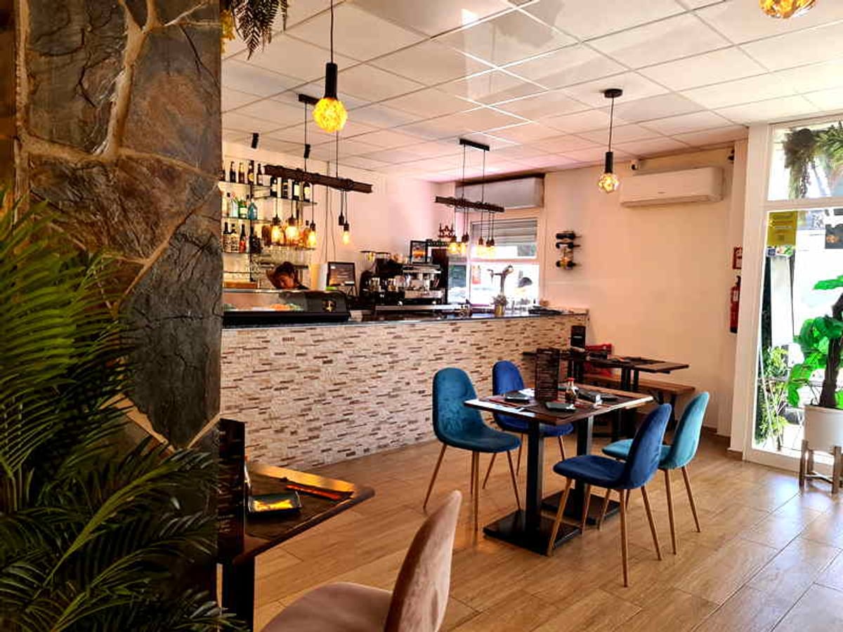 Restaurante Nikkei 7-6 Sinai — restaurantes en Sevilla