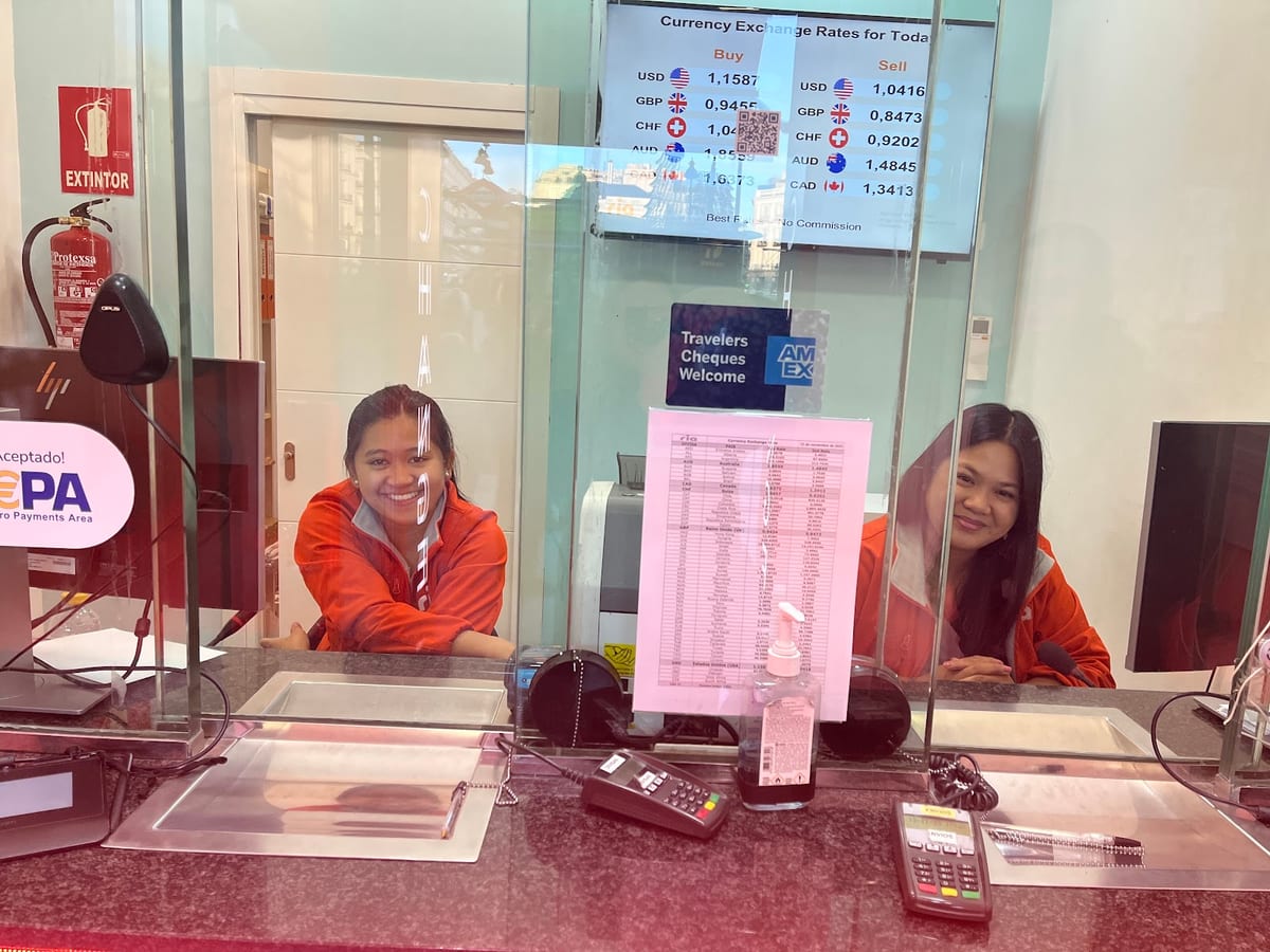 Ria Money Transfer & Currency Exchange — foto 2