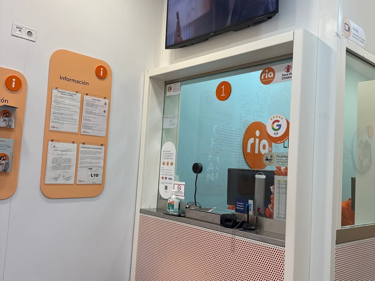 Ria Money Transfer & Currency Exchange — foto 2
