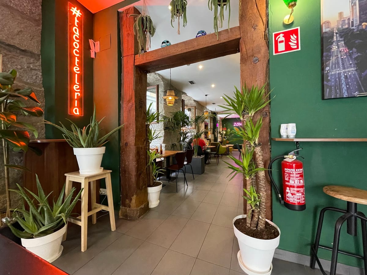 Taquería Tacoctelería : Restaurante Mexicano y Coctelería en Malasaña — restaurantes en Madrid