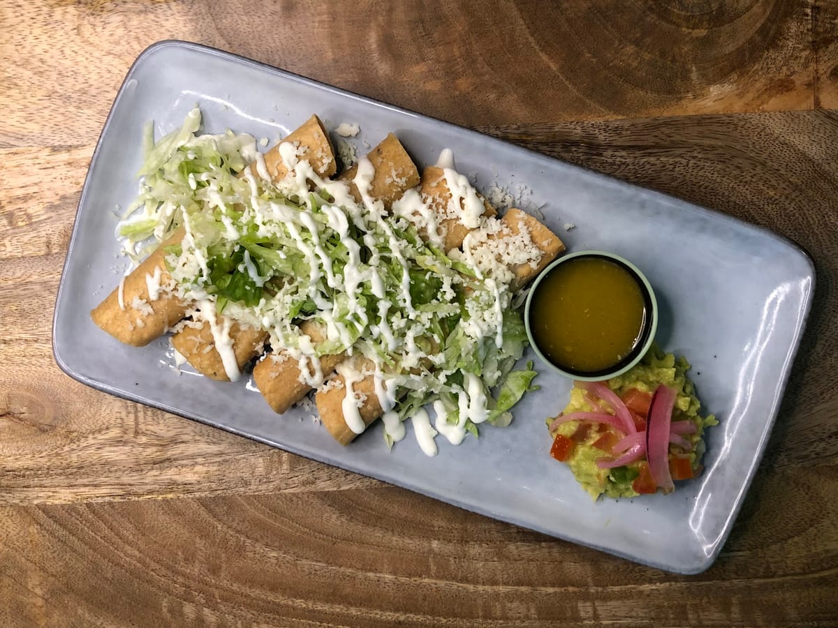 Taquería Tacoctelería : Restaurante Mexicano y Coctelería en Malasaña — foto 3