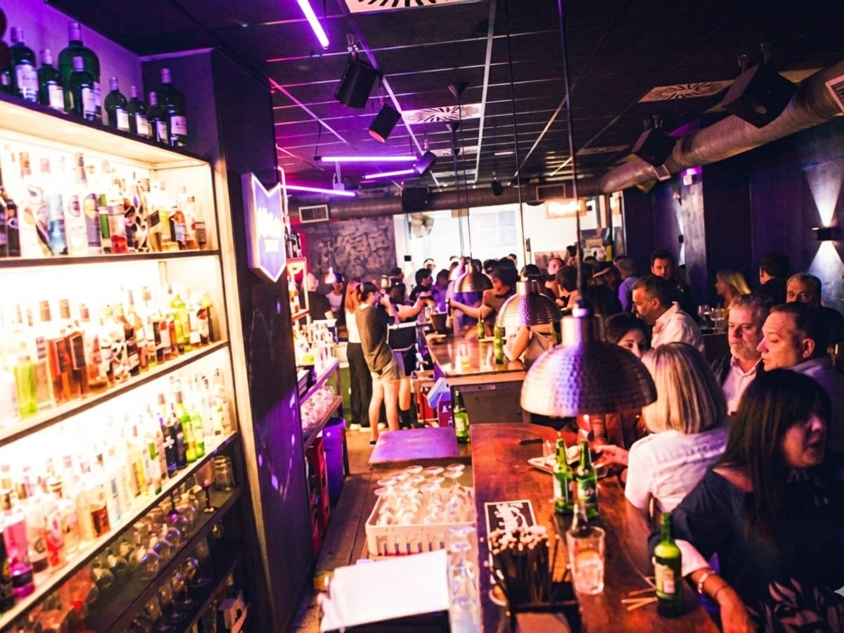 The Blue Iguana — entretenimiento en Valencia