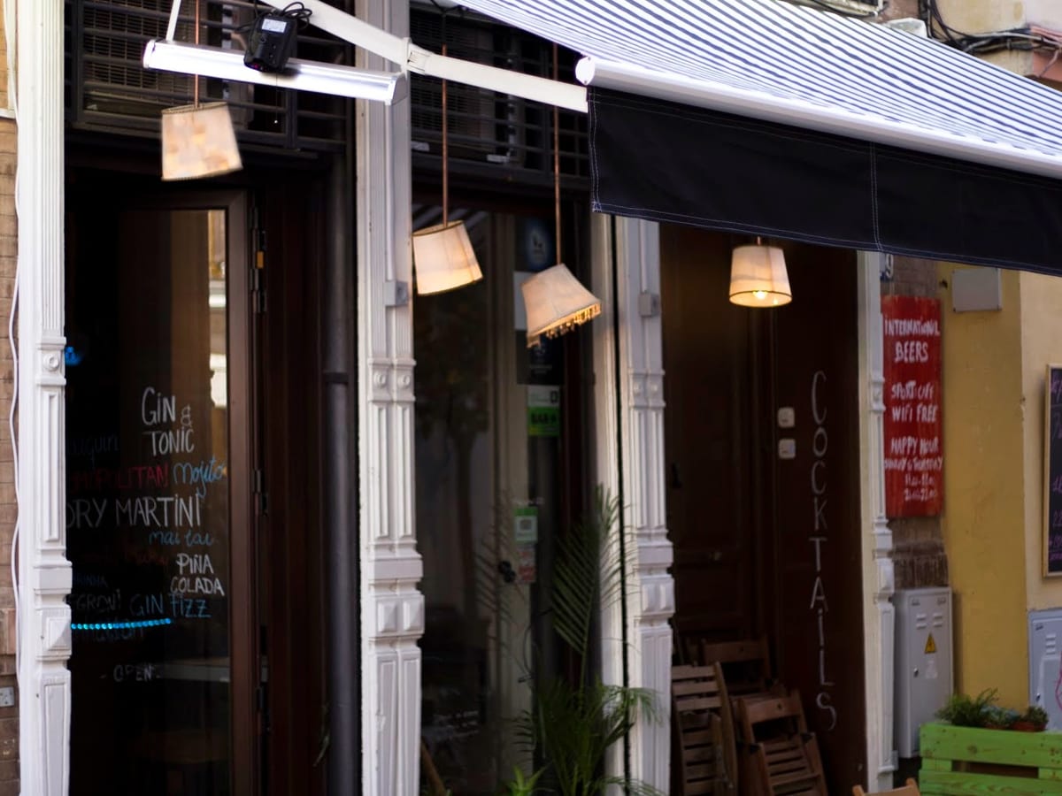 The Second Room Cocktails Bar — entretenimiento en Sevilla